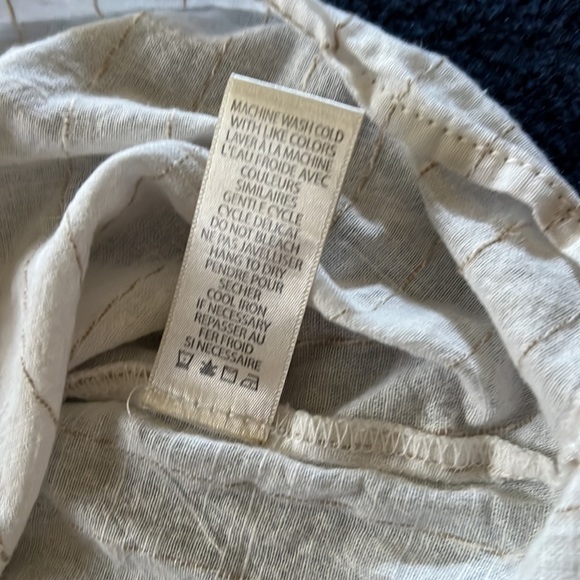 Size small crème and tan top/blouse. Cute sleeves, nice light cotton blend. - Picture 3 of 4